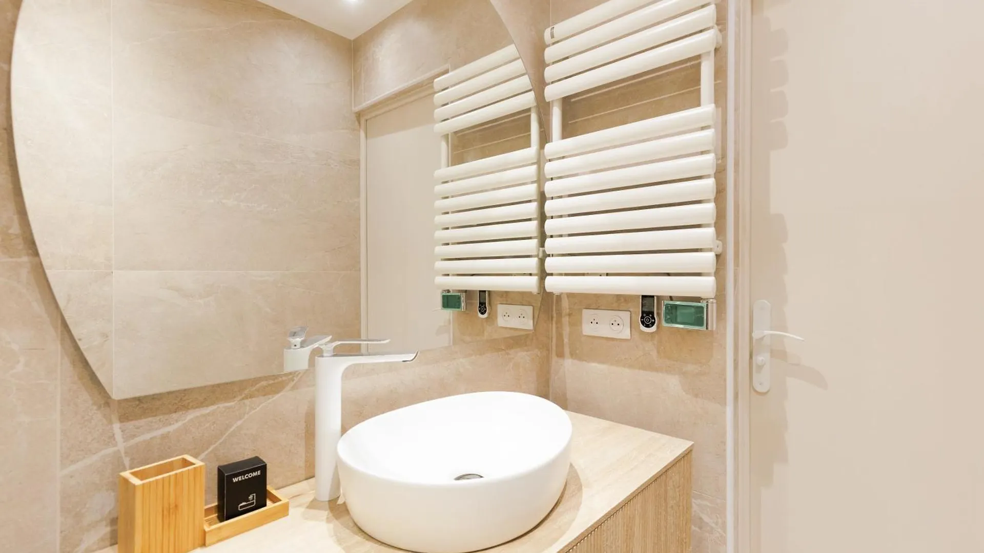Palais Miramar Yourhosthelper Cannes